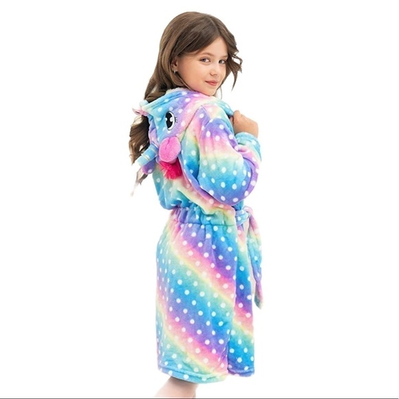 Robe Girls Unicorn Tie Waist Hooded Fits Girls 10-11 Height 60-63” - Picture 5 of 9